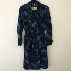 SOLD “LIKE NEW"AUTHENTIC BURBERRY LACE TRENCH COAT